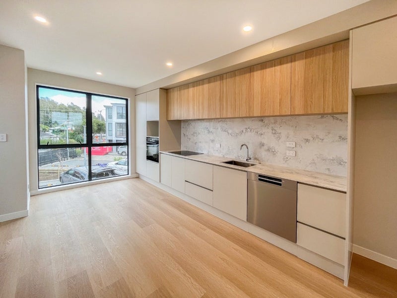 6/218 Lake Road, Northcote, Auckland - Carousel 2