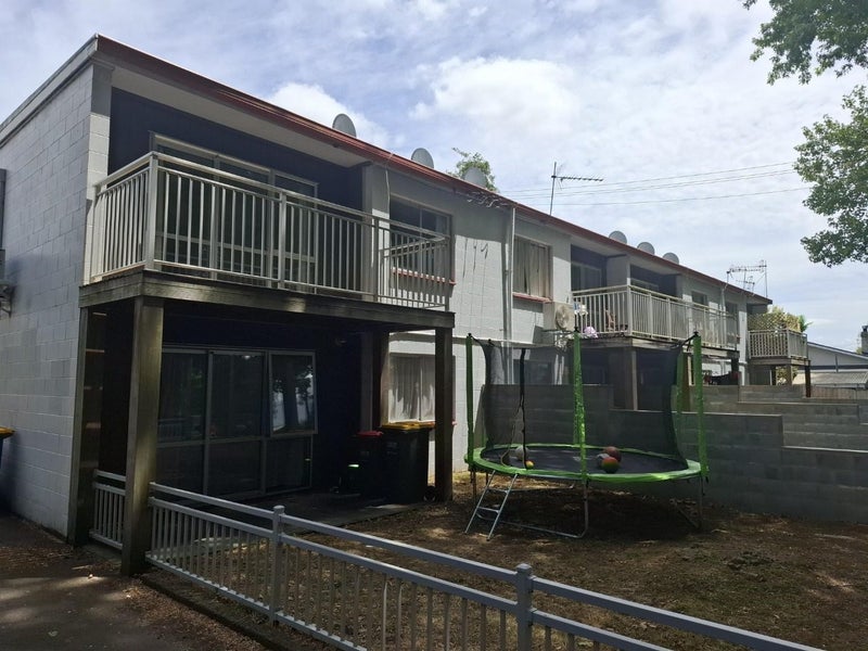 8/5 Kitchener Street, Claudelands, Hamilton - Carousel 2