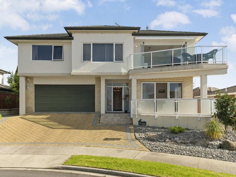 18 Tekoah Place, Judea, Tauranga - Carousel 1