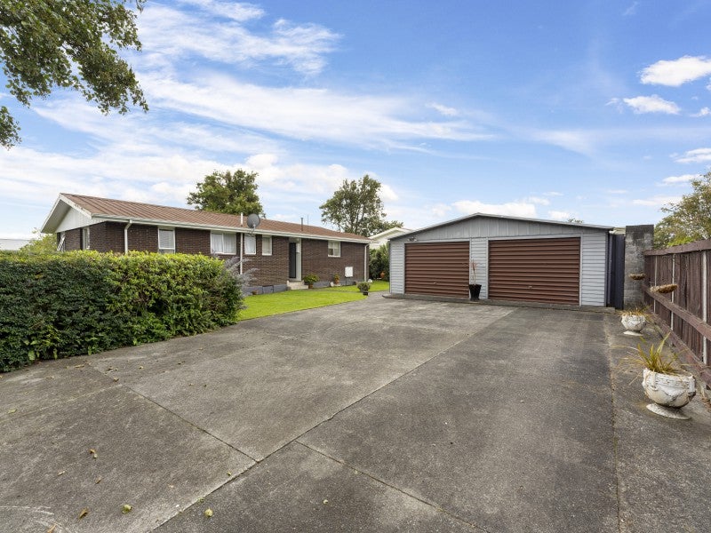 22 Monowai Place, Westbrook, Palmerston North - Carousel 1