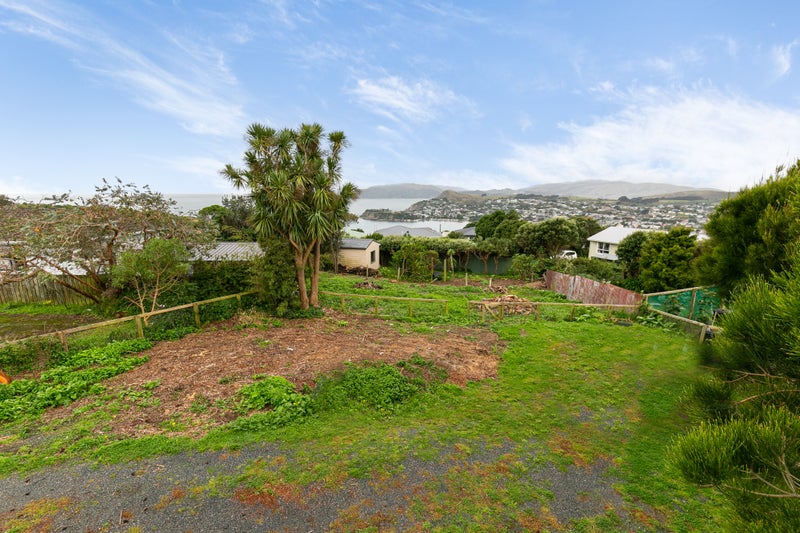 61 Pikarere Street, Titahi Bay, Porirua - Carousel 1