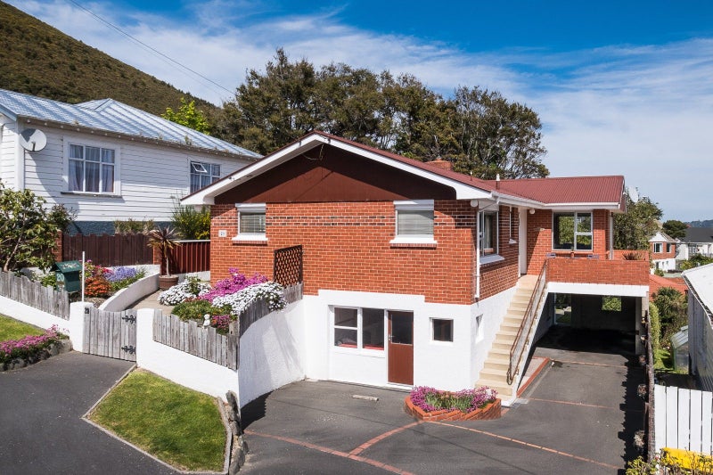 20 Uxbridge Street, Normanby, Dunedin - Carousel 1