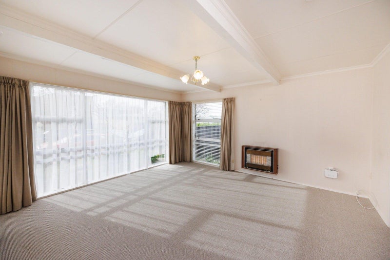 6 Langley Avenue, Milson, Palmerston North - Carousel 2