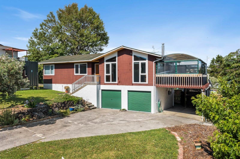 4 Torbay Heights, Torbay, Auckland - Carousel 1