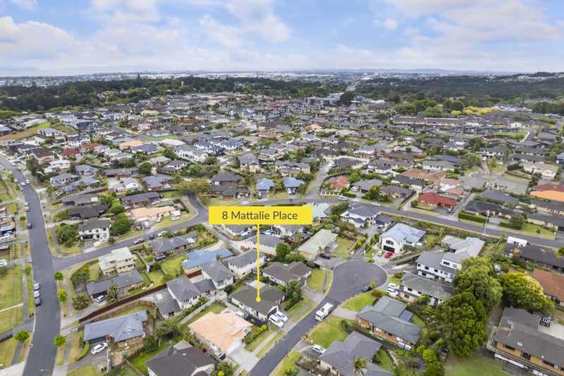 8 Mattalie Place, Manurewa, Auckland - Carousel 1