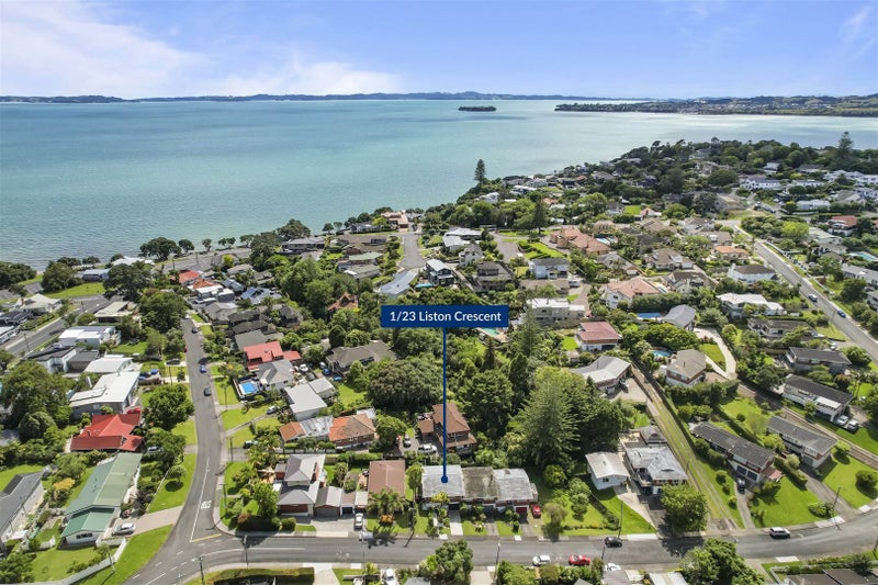 1/23 Liston Crescent, Howick, Auckland - Carousel 2