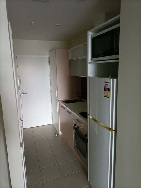 4N/16 Burton Street, Grafton, Auckland - Carousel 4