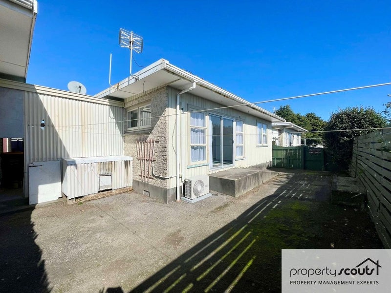 2/31B Ballance Street, Lower Vogeltown, New Plymouth - Carousel 2