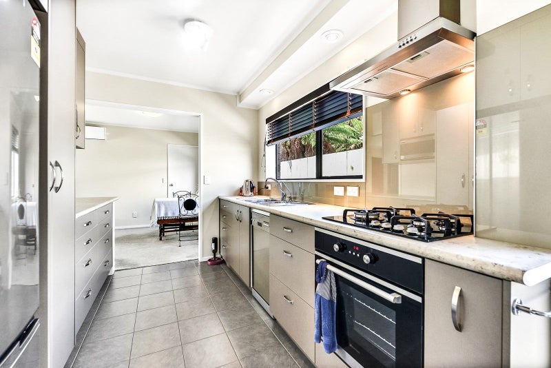1A Alanbrooke Place, Beerescourt, Hamilton - Carousel 2