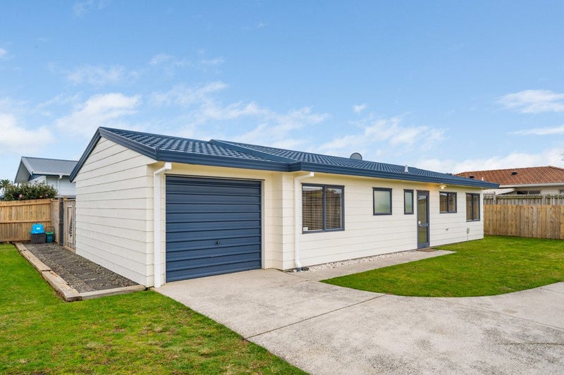 41 Doncaster Drive, Papamoa Beach, Papamoa - Carousel 1