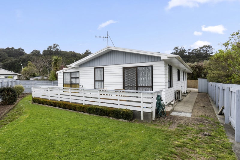 1A Moohan Street, Wainuiomata, Lower Hutt - Carousel 1