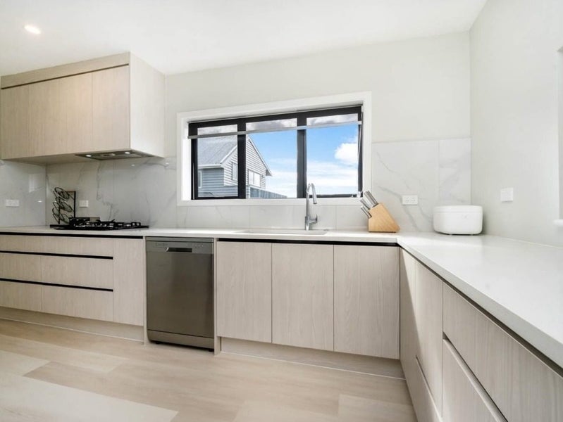 81 Melrose Road, Mount Roskill, Auckland - Carousel 2