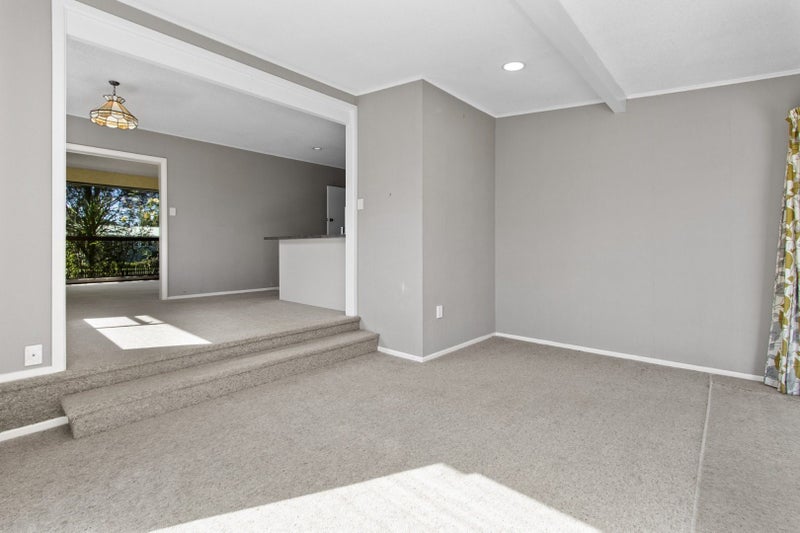 4 Winstone Avenue, Chartwell, Hamilton - Carousel 2