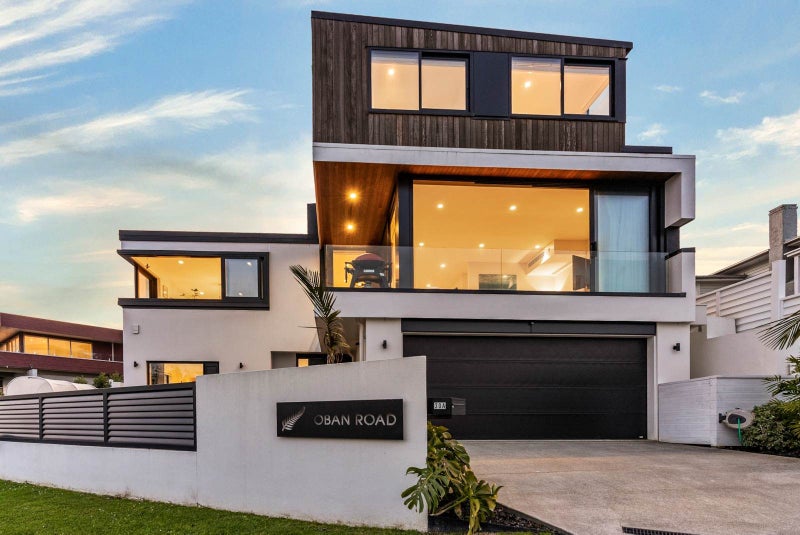 30A Oban Road, Browns Bay, Auckland - Carousel 1