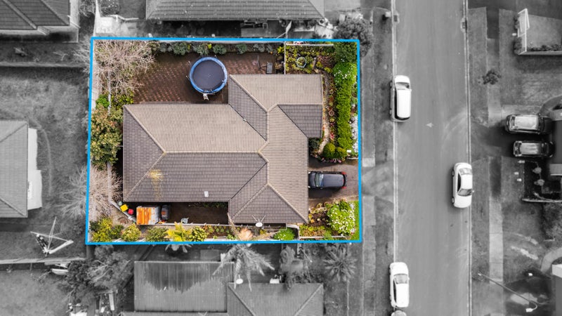 9 Tussock Avenue, Mangere, Auckland - Carousel 2