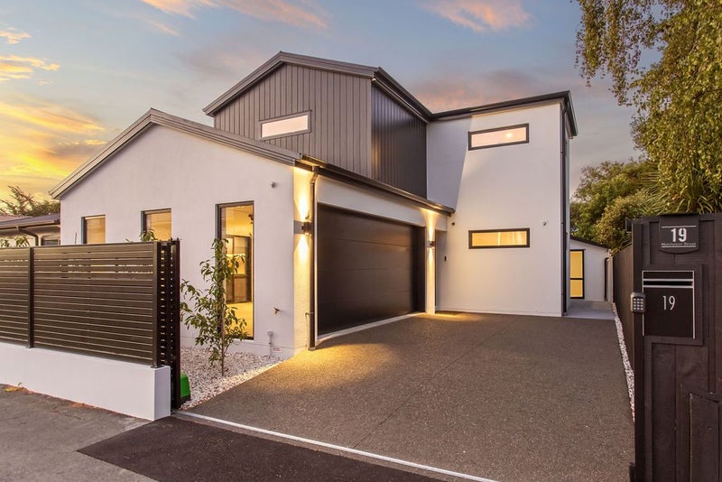 19 Hutcheson Street, Sydenham, Christchurch - Carousel 1