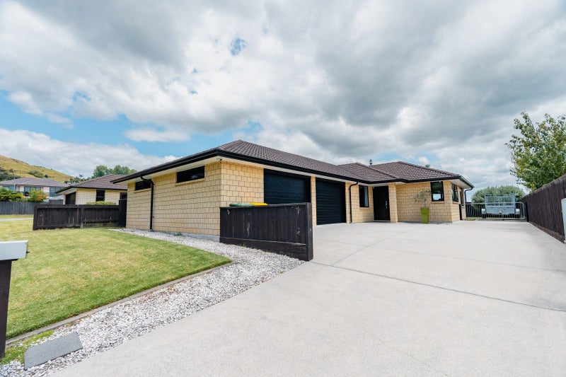 198 Waikite Road, Welcome Bay, Tauranga - Carousel 2