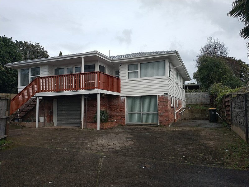 3 Ervine Place, Bucklands Beach, Auckland - Carousel 2
