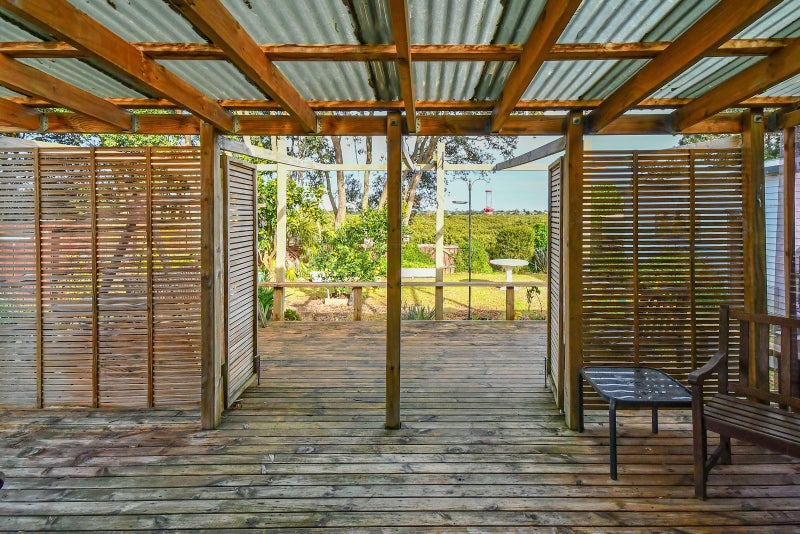 14 Seaward Place, Wattle Downs, Auckland - Carousel 2