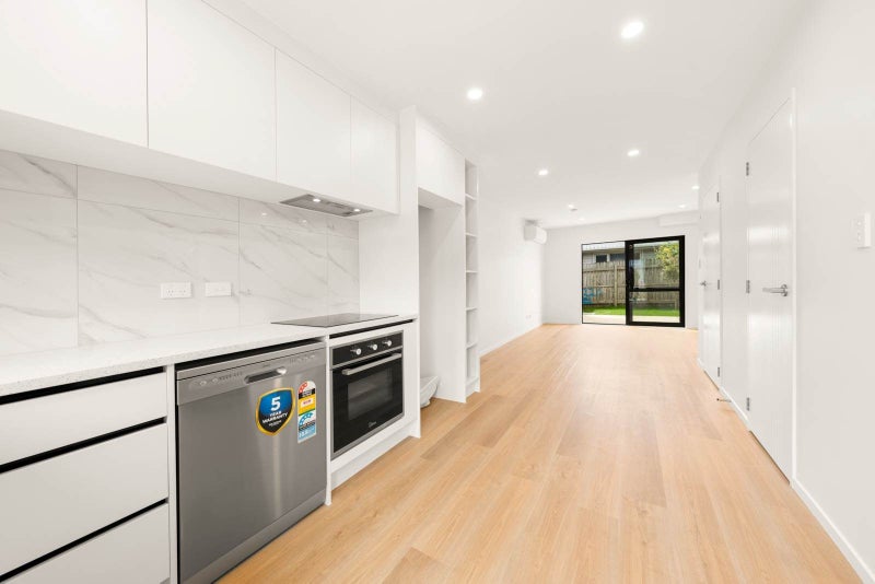 6/46 Dale Crescent, Pakuranga, Auckland - Carousel 2