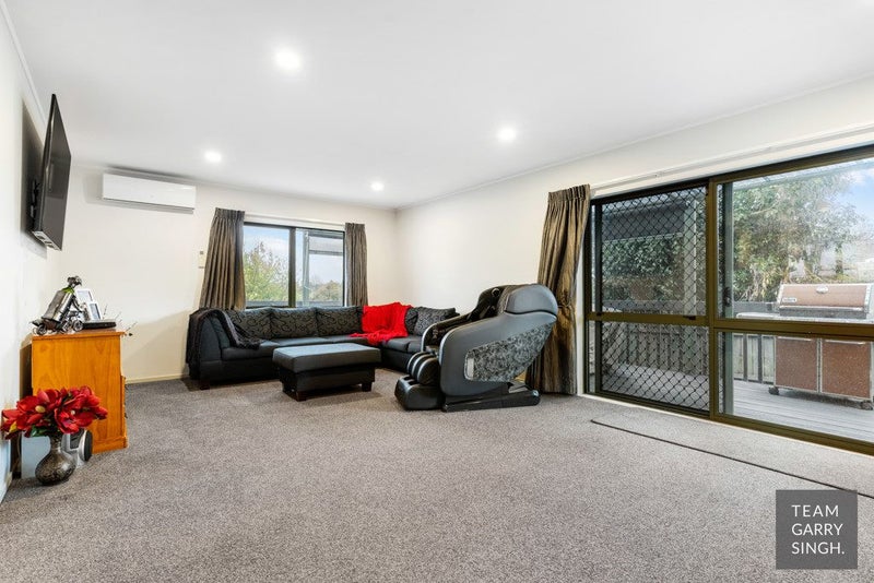 2 Waiari Road, Conifer Grove, Takanini - Carousel 2