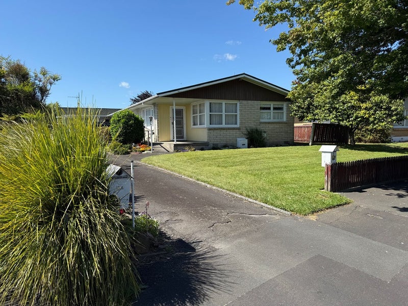 5 Kensington Place, Fairfield, Hamilton - Carousel 1