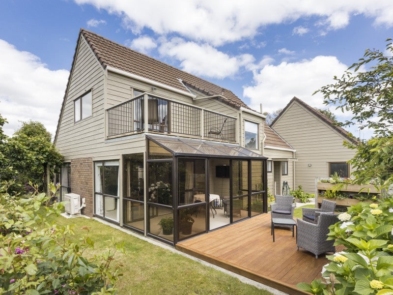 19A Stewart Crescent, Hokowhitu, Palmerston North - Carousel 1