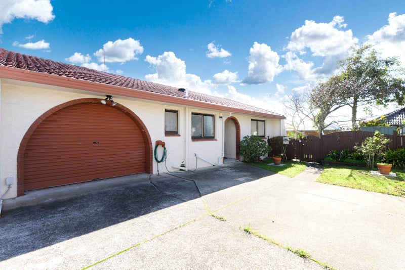 3/551 Hillsborough Road, Mount Roskill, Auckland - Carousel 1
