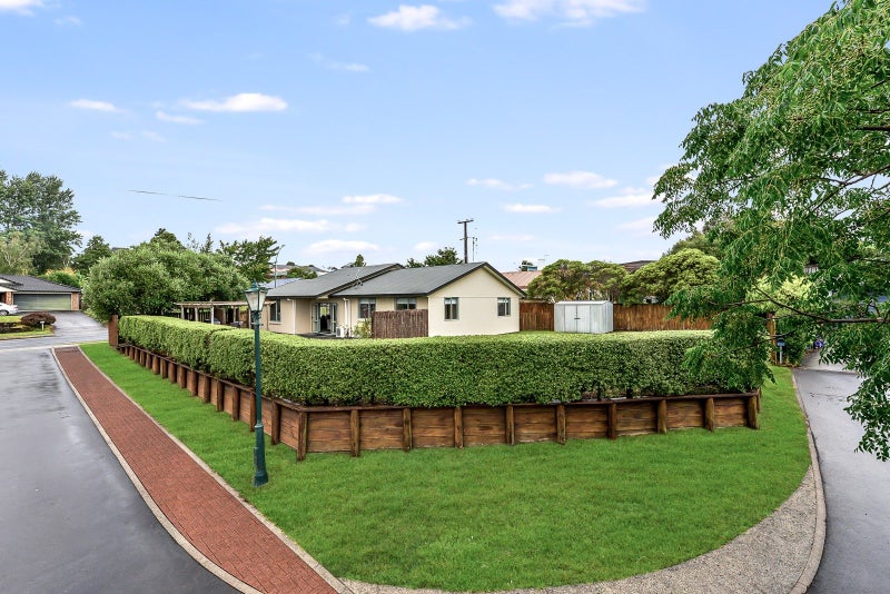 27 Brymer Road, Grandview Heights, Hamilton - Carousel 1