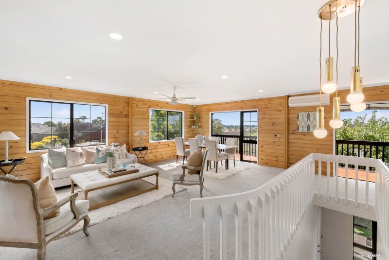 2/98 Simmental Crescent, Somerville, Manukau - Carousel 2