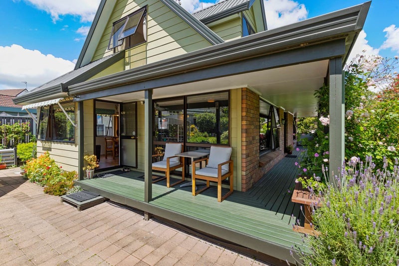 83 Glen Lynne Avenue, Queenwood, Hamilton - Carousel 2