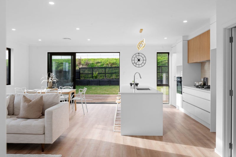 39 Overton Street, Rototuna North, Hamilton - Carousel 2