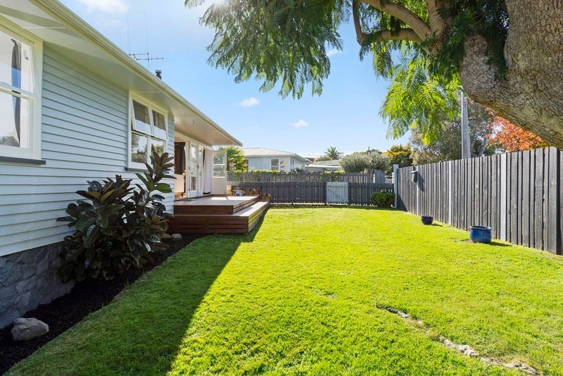 21B Linton Crescent, Matua, Tauranga - Carousel 2