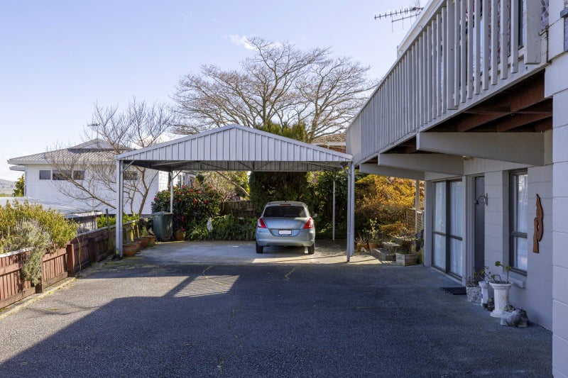 2/25 Golders Place, Richmond Heights, Taupō - Carousel 22