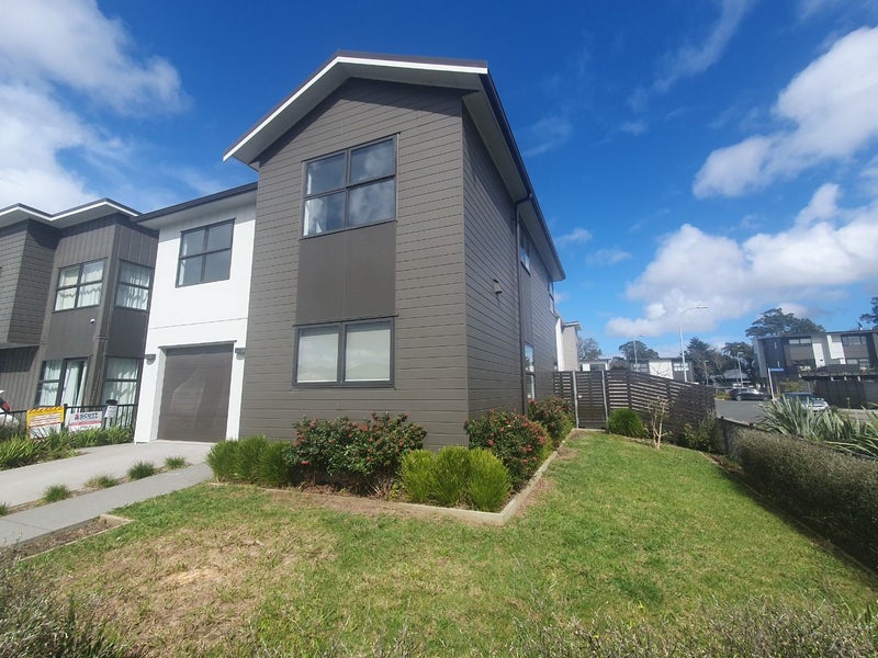 19 Ventura Street, Mangere, Auckland - Carousel 2
