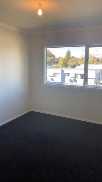 29D Opoia Road, Hamilton East, Hamilton - Carousel 13