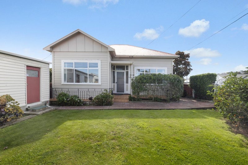 67 Devonshire Road, Miramar, Wellington - Carousel 1