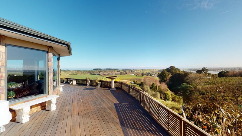 25 Cracroft Drive, Putiki, Whanganui - Carousel 1