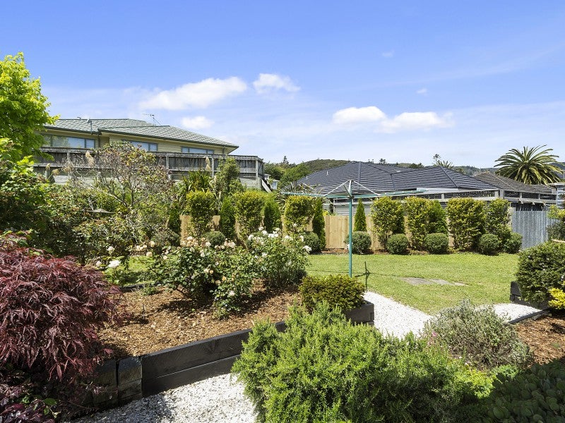 211A Stokes Valley RD, Stokes Valley, Lower Hutt - Carousel 15