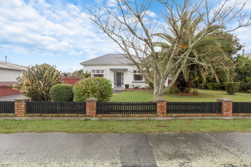 17 Sandwich Road, Beckenham, Christchurch - Carousel 1