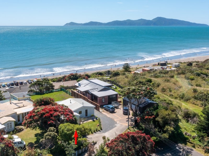 39 Aperahama Street, Paekakariki, Paekakariki - Carousel 2