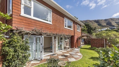 76 Spencer Street, Crofton Downs, Wellington - Carousel 1