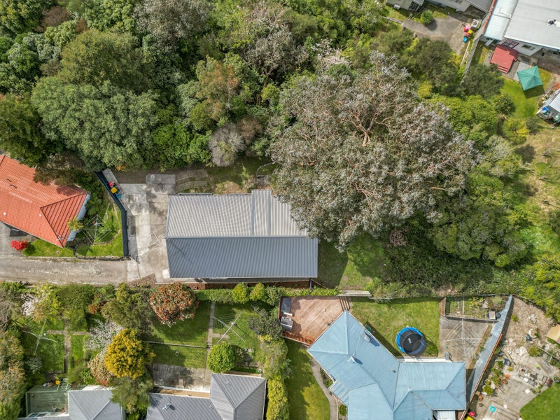 57 Holborn Drive, Stokes Valley, Lower Hutt - Carousel 24