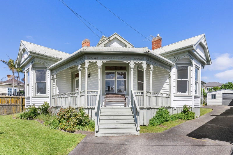 1 Grahame Street, Devonport, Auckland - Carousel 1