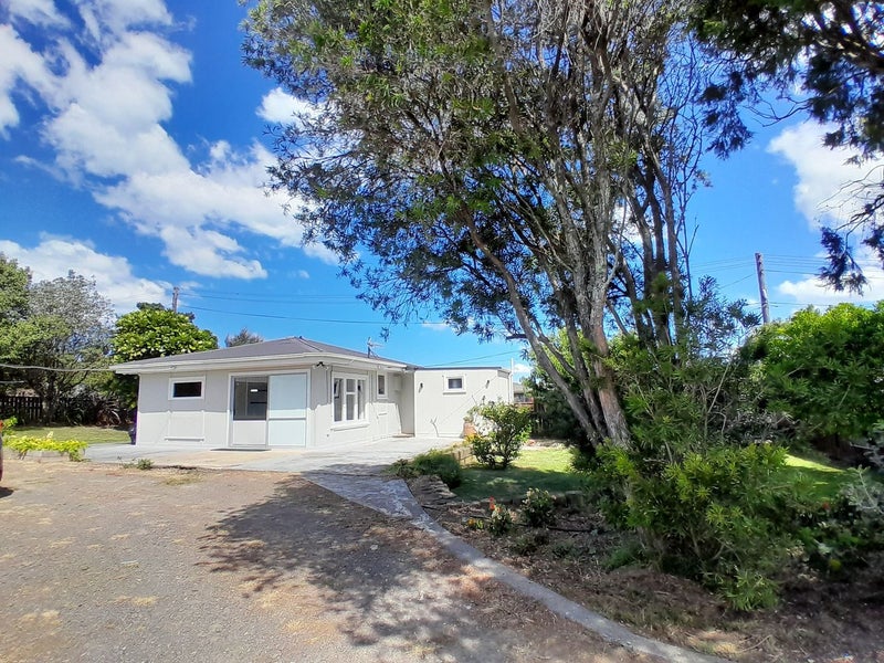 22 Rogers Road, Bay View, Napier - Carousel 1