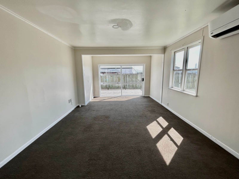 18 Clarice Place, Takanini, Auckland - Carousel 2