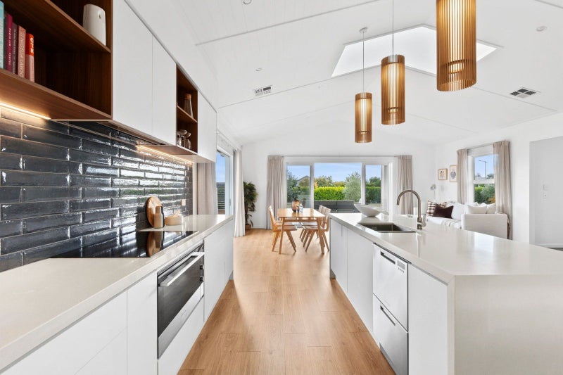 34 Recite Avenue, Leamington, Cambridge - Carousel 2