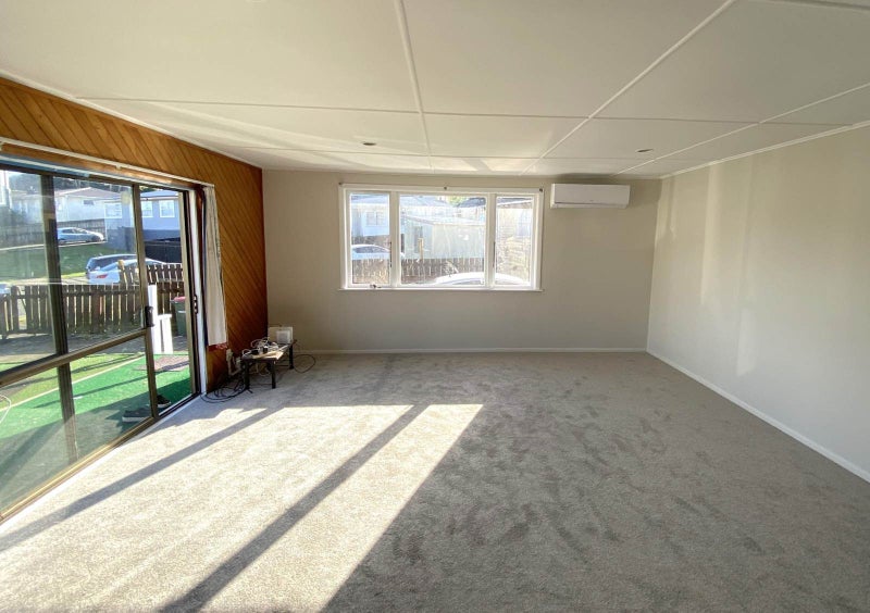 14 Birch Place, Otara, Auckland - Carousel 2