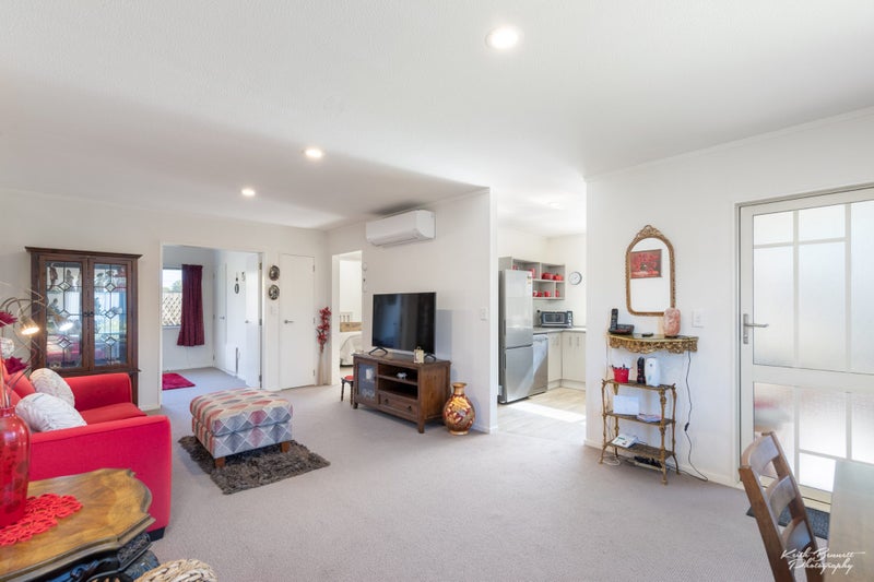 2/17 John Street, Trentham, Upper Hutt - Carousel 2