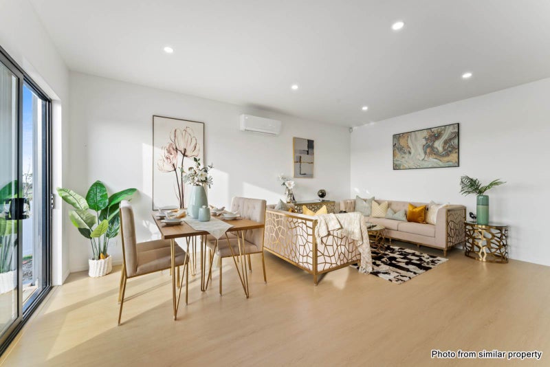 3 Taiororua Avenue, Massey, Auckland - Carousel 2